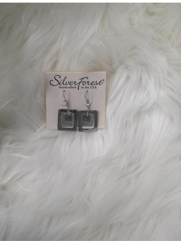3 sizes of square shape silver earrings