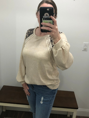 Beige waffle top with leopard and lace