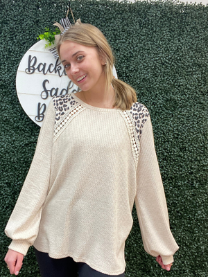 Beige waffle top with leopard and lace