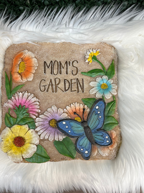 10" Mom's Garden Stone