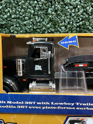 1/16 Scale Peterbilt with Trailer Toy