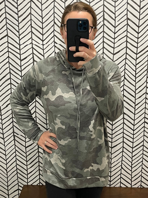 Camouflage drawstring hoodie