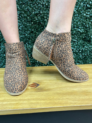 Corky' Small Leopard Booties