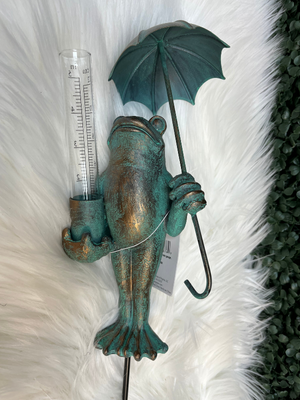 Frog rain gauge