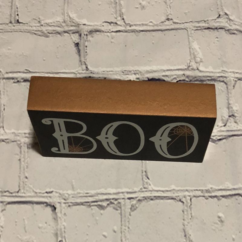 BOO sign